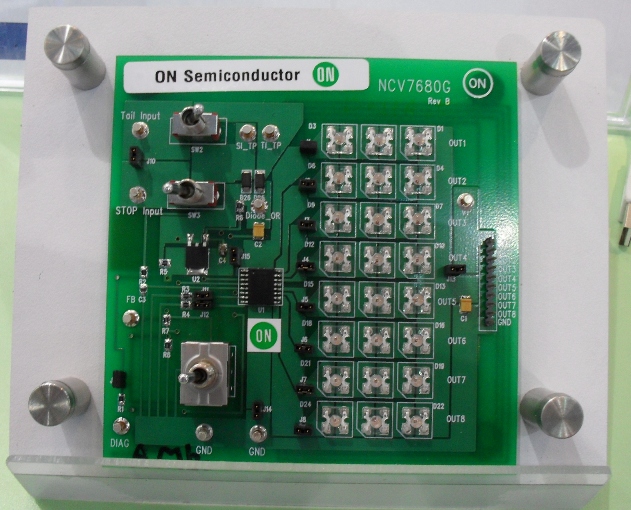 圖2：基于NCV7689的汽車(chē)后組合燈控制方案