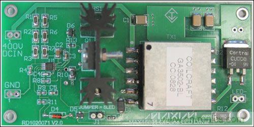 LED驅(qū)動(dòng)器參考設(shè)計(jì)，1.9英寸 x 3.9英寸，雙層板