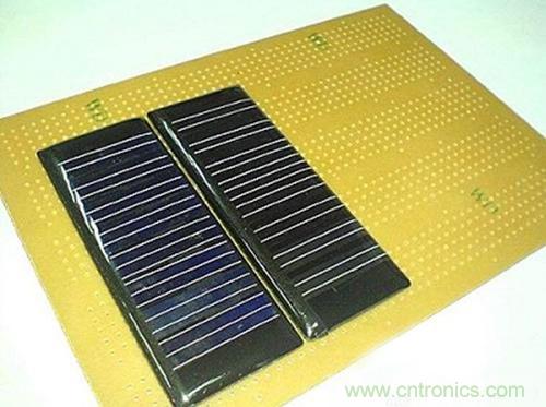 微型太陽(yáng)能供電板DIY，給手電筒收音機(jī)供電