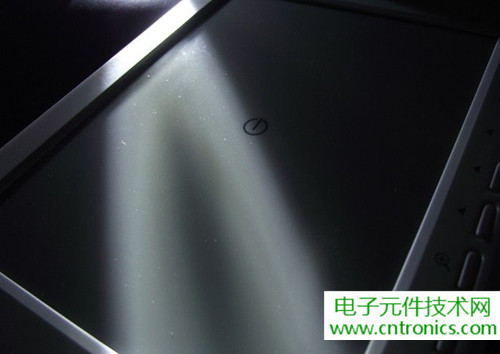 探秘電子紙！一款電紙書的電子墨水屏拆解