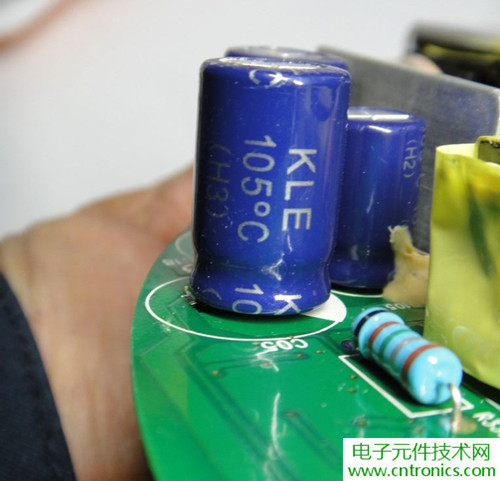 高端大氣上檔次！智能遙控調(diào)光LED吸頂燈拆解