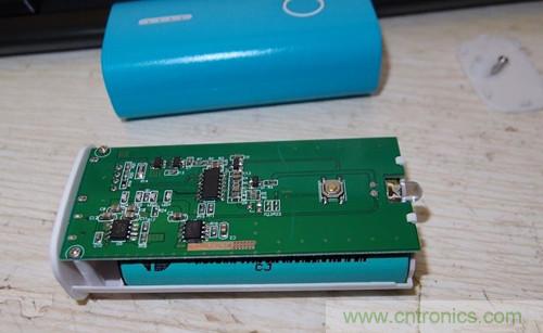 國產(chǎn)移動(dòng)電源拆解:便宜也有好貨