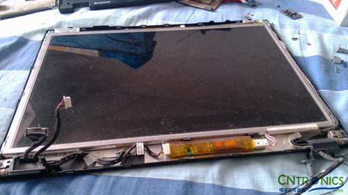 創(chuàng)意DIY：將筆記本大卸八塊做成臺式機！