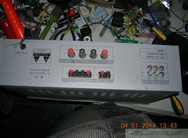 巧奪天工！大神利用山寨功放為高性價(jià)比逆變器"穿新衣"