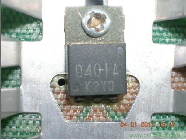 巧奪天工！大神利用山寨功放為高性價(jià)比逆變器"穿新衣"