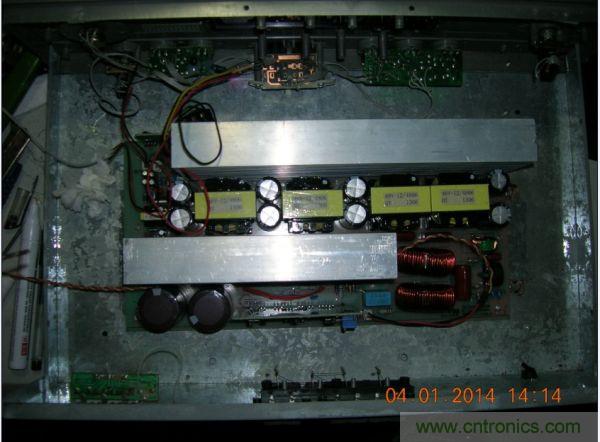 巧奪天工！大神利用山寨功放為高性價(jià)比逆變器“穿新衣”