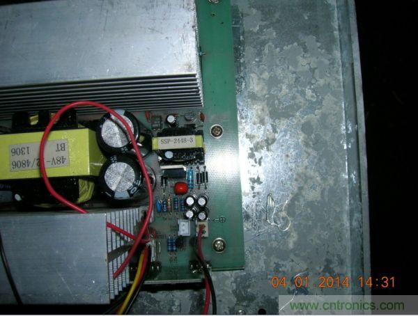 巧奪天工！大神利用山寨功放為高性價(jià)比逆變器“穿新衣”