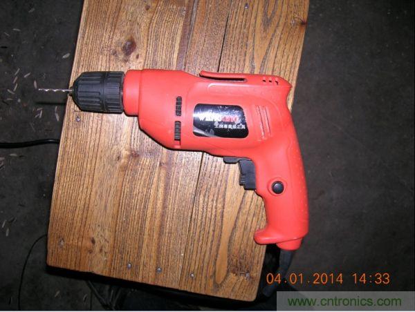 巧奪天工！大神利用山寨功放為高性價(jià)比逆變器“穿新衣”