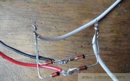 創(chuàng)意DIY！迷你風(fēng)力發(fā)電機(jī)！