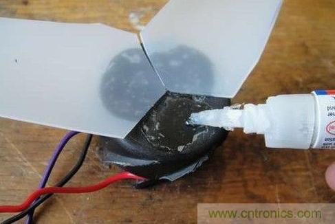 創(chuàng)意DIY！迷你風(fēng)力發(fā)電機(jī)！