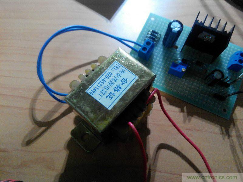 網(wǎng)友分享:DIY一個(gè)LM317 可調(diào)穩(wěn)壓電源