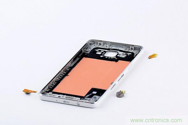 拆解狂魔荼毒新機(jī)三星金屬Galaxy A5，看槽點(diǎn)在何方？