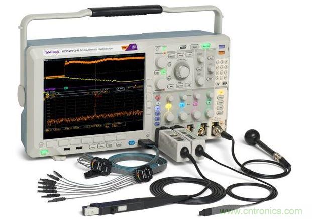 混合域示波器(MDO)將頻譜分析儀、示波器和邏輯分析儀組合在一臺(tái)儀表內(nèi)，可以從全部三臺(tái)儀器中產(chǎn)生同步的而且與時(shí)間關(guān)聯(lián)的測(cè)量結(jié)果。圖中顯示的是泰克公司的MDO4000B。