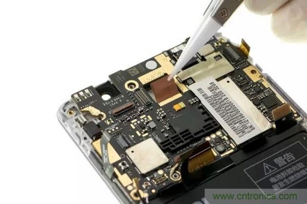  紅米Note 3姍姍來遲，是否藏有玄機？一拆便知