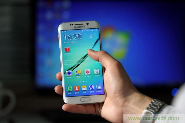 三星S6 Edge+拆解：比S6 Edge加在哪里？