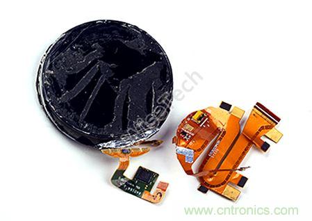 MOTO 360二代智能手表拆解：只有細節(jié)，沒有亮點