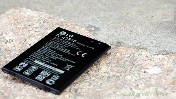 業(yè)界良心 LG V10 評測:剛毅、冷峻，不失人性化