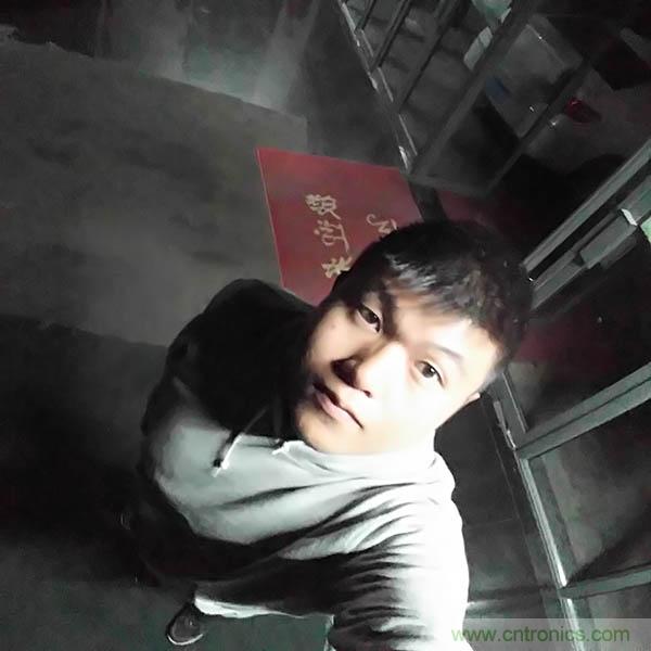 業(yè)界良心 LG V10 評測:剛毅、冷峻，不失人性化