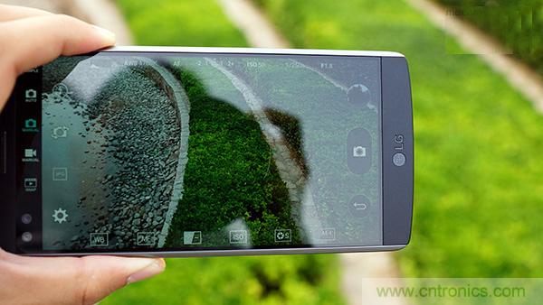 業(yè)界良心 LG V10 評測:剛毅、冷峻，不失人性化