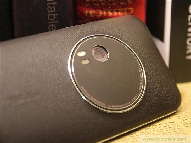 能媲美微單的 Zenfone Zoom測(cè)評(píng)：請(qǐng)叫我&ldquo;奧利奧&rdquo;拍照手機(jī)