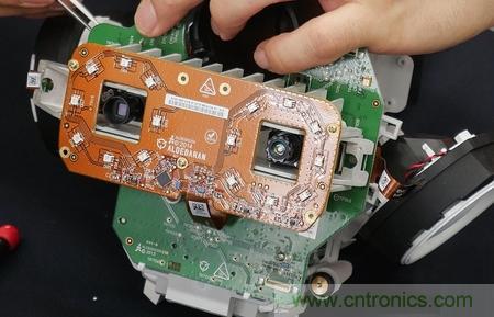 拆解筆記本不過癮，那就來拆拆日本情感機(jī)器人吧！