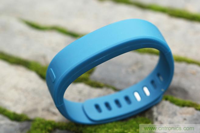 咕咚智能手環(huán)2上手評測：功能齊全，細(xì)節(jié)欠缺