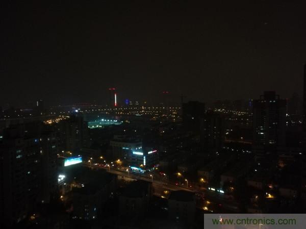 新旗艦Mate 8全評測：橫空出世！能否延續(xù)一機(jī)難求？