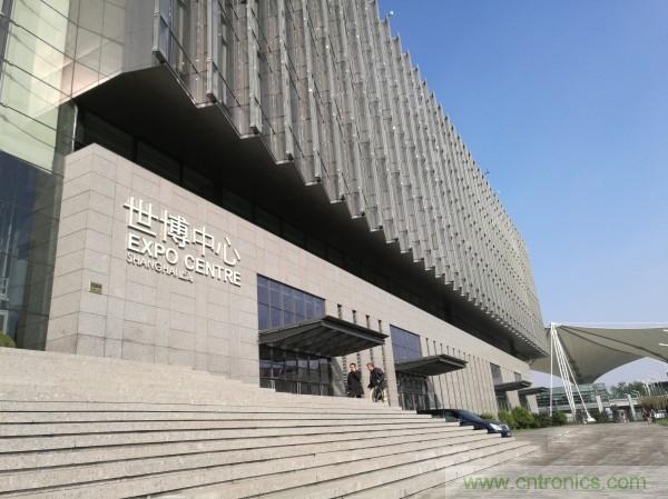 新旗艦Mate 8全評測：橫空出世！能否延續(xù)一機(jī)難求？