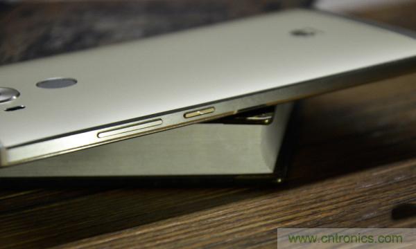 新旗艦Mate 8全評測：橫空出世！能否延續(xù)一機(jī)難求？