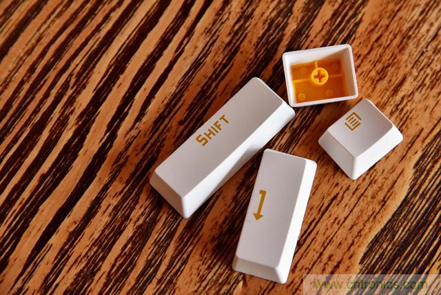 左手寫愛，右手寫他&mdash;&mdash;從此鍵盤鼠標(biāo)不分家！