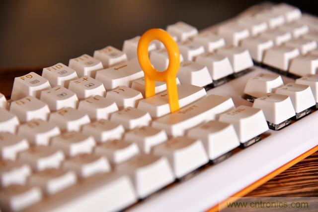 左手寫愛，右手寫他&mdash;&mdash;從此鍵盤鼠標(biāo)不分家！