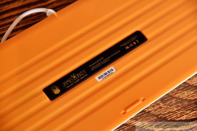 左手寫愛，右手寫他&mdash;&mdash;從此鍵盤鼠標(biāo)不分家！