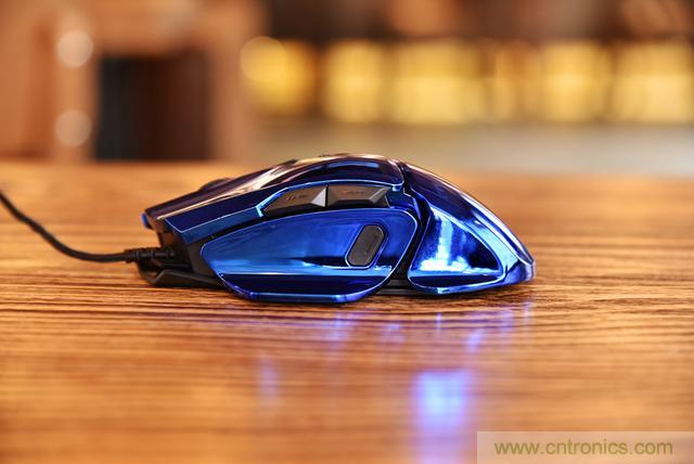 左手寫愛，右手寫他&mdash;&mdash;從此鍵盤鼠標(biāo)不分家！