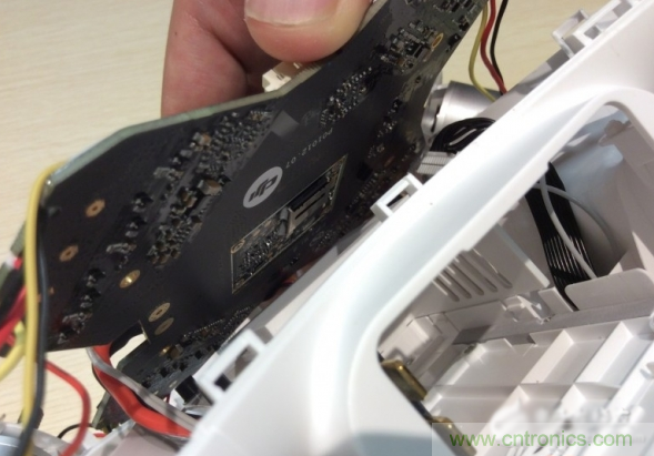 真飛機拆不著，那就來拆拆無人機&ldquo;鼻祖&rdquo;大疆吧！