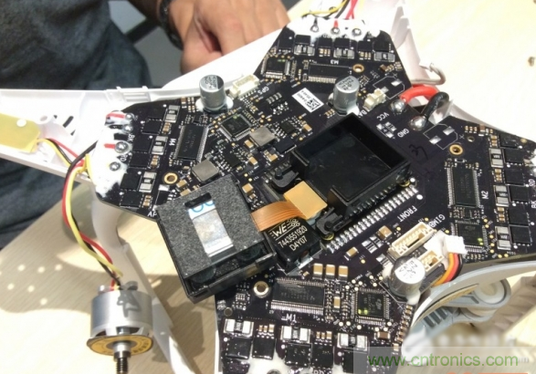 真飛機拆不著，那就來拆拆無人機&ldquo;鼻祖&rdquo;大疆吧！