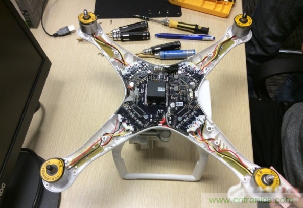 真飛機拆不著，那就來拆拆無人機&ldquo;鼻祖&rdquo;大疆吧！