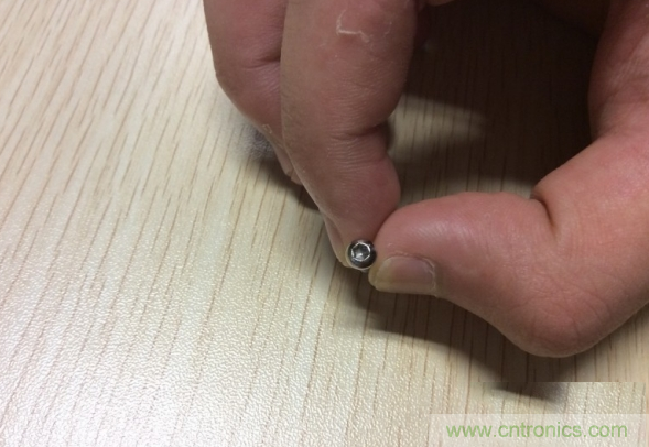 真飛機拆不著，那就來拆拆無人機&ldquo;鼻祖&rdquo;大疆吧！