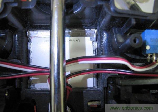 無人機(jī) DIY 制作全過程，酷得不要不要的！