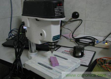 無人機(jī) DIY 制作全過程，酷得不要不要的！