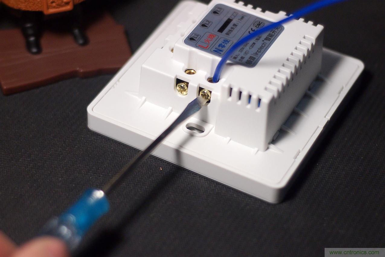 星球大戰(zhàn)原力釋放，無線控制易如反掌