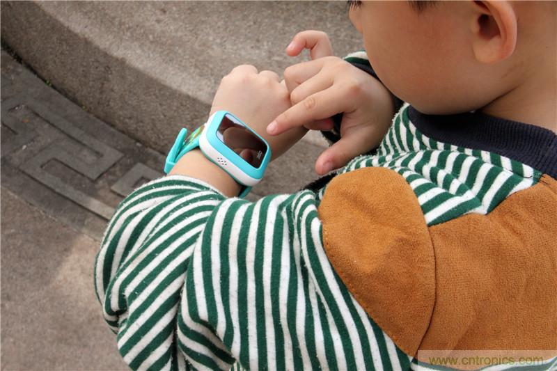 別讓《失孤》重演，360兒童手表幫你定住家中小頑童！