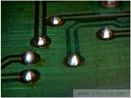 (多圖) 圖文并茂:在家制作高質(zhì)量雙面PCB板