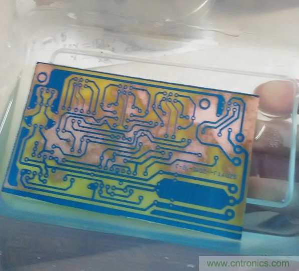 嘗試了四次PCB制作， 最后一發(fā)算是成功了