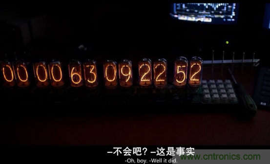 瘋狂技術(shù)男DIY了一個輝光時鐘