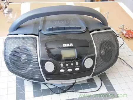 廢舊收音機(jī)如何變身成酷炫機(jī)器人？