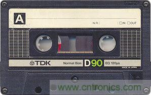 藝術(shù)源于生活，用生活中的物件也能制作磁流體