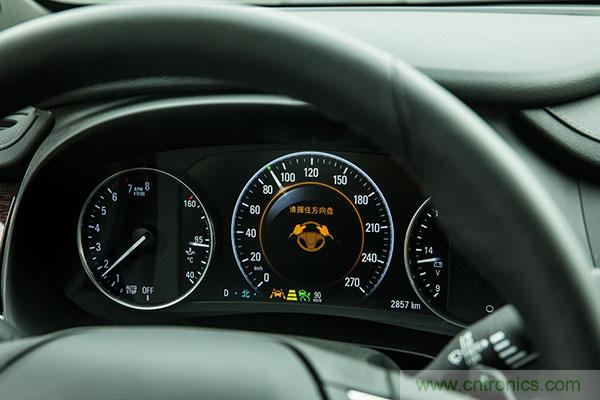 親測(cè)：從ADAS到自動(dòng)駕駛，不同品牌上路表現(xiàn)對(duì)比