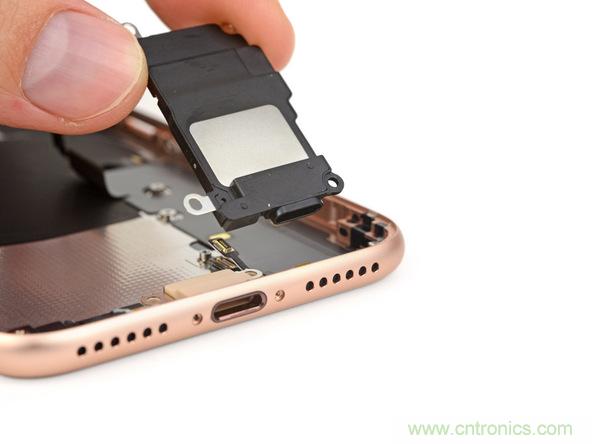 iPhone 8首拆：無線充電版本的iPhone 7？