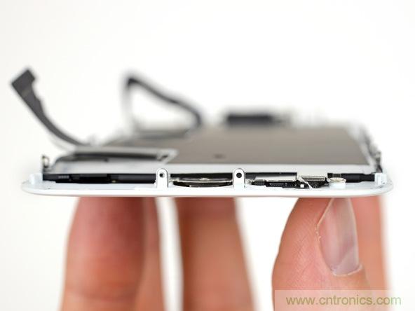 iPhone 8首拆：無線充電版本的iPhone 7？