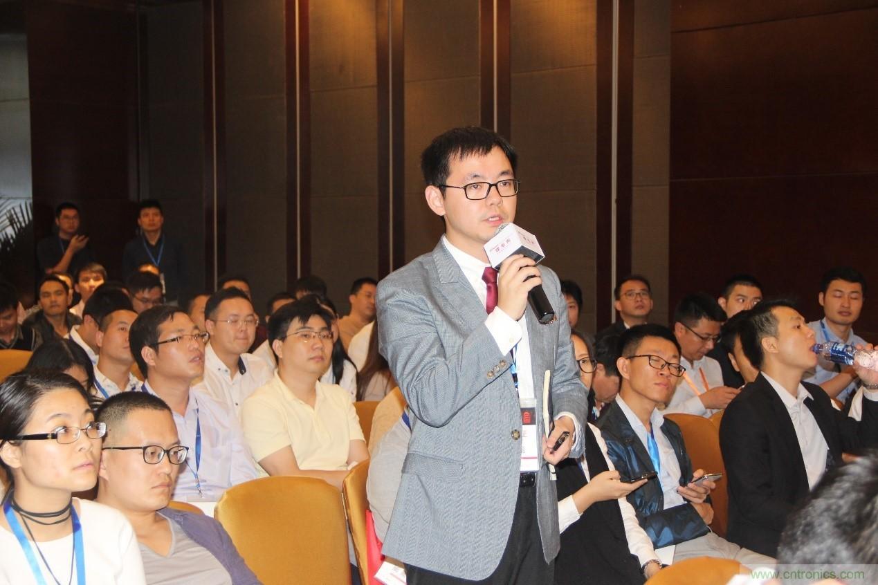 OFweek 2017(第四屆)中國鋰電產業(yè)高峰論壇成功舉辦 OFweek 2017(第四屆)中國鋰電產業(yè)高峰論壇成功舉辦